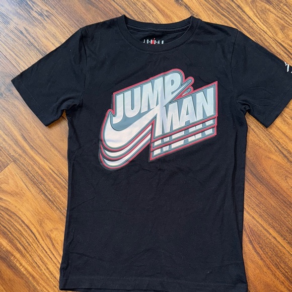 Nike Jordan Black Jumpman Black Graphic Tee Boys Size Large - Picture 1 of 4